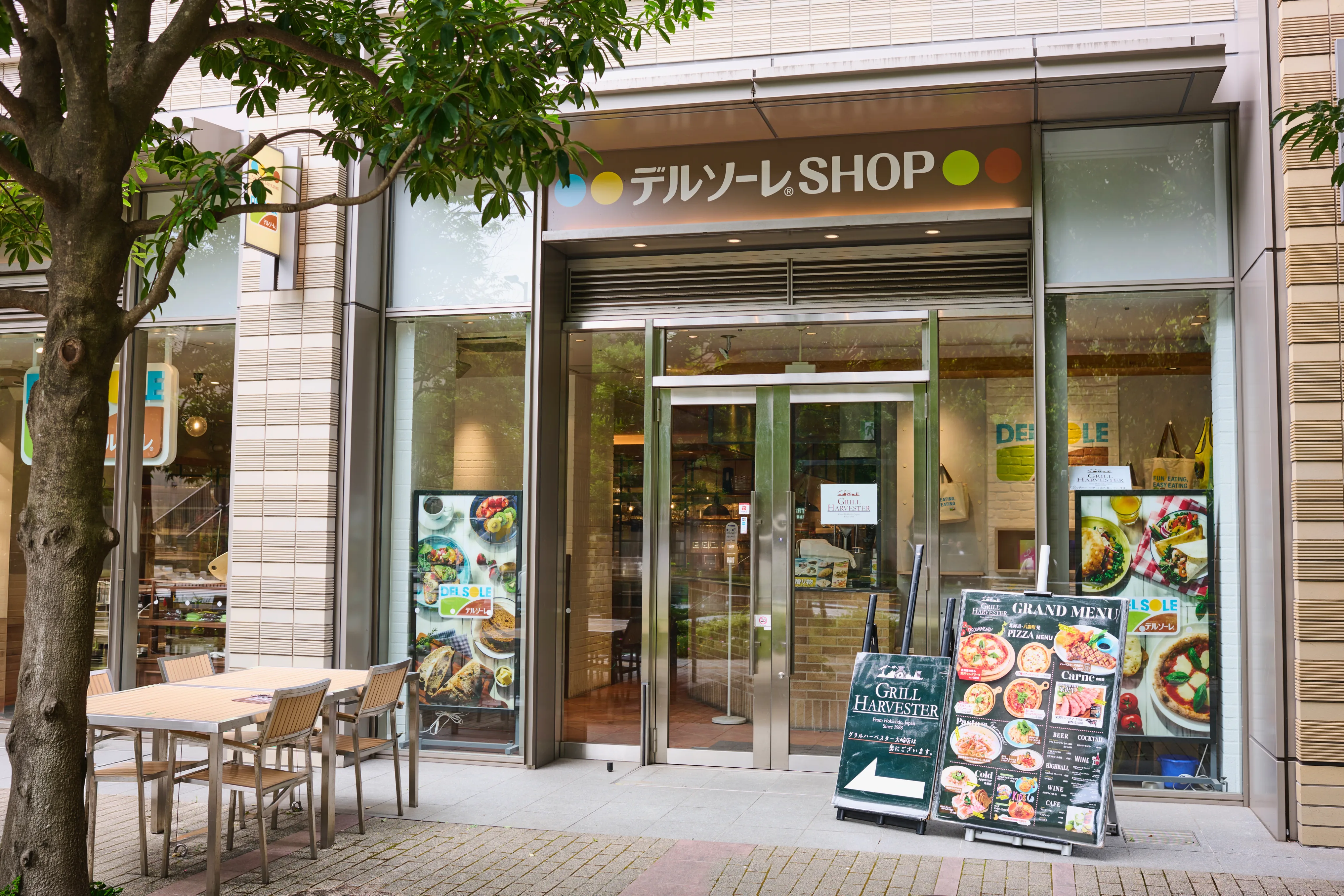 店舗入口