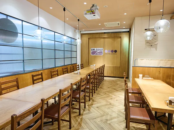 パーティーの店内
